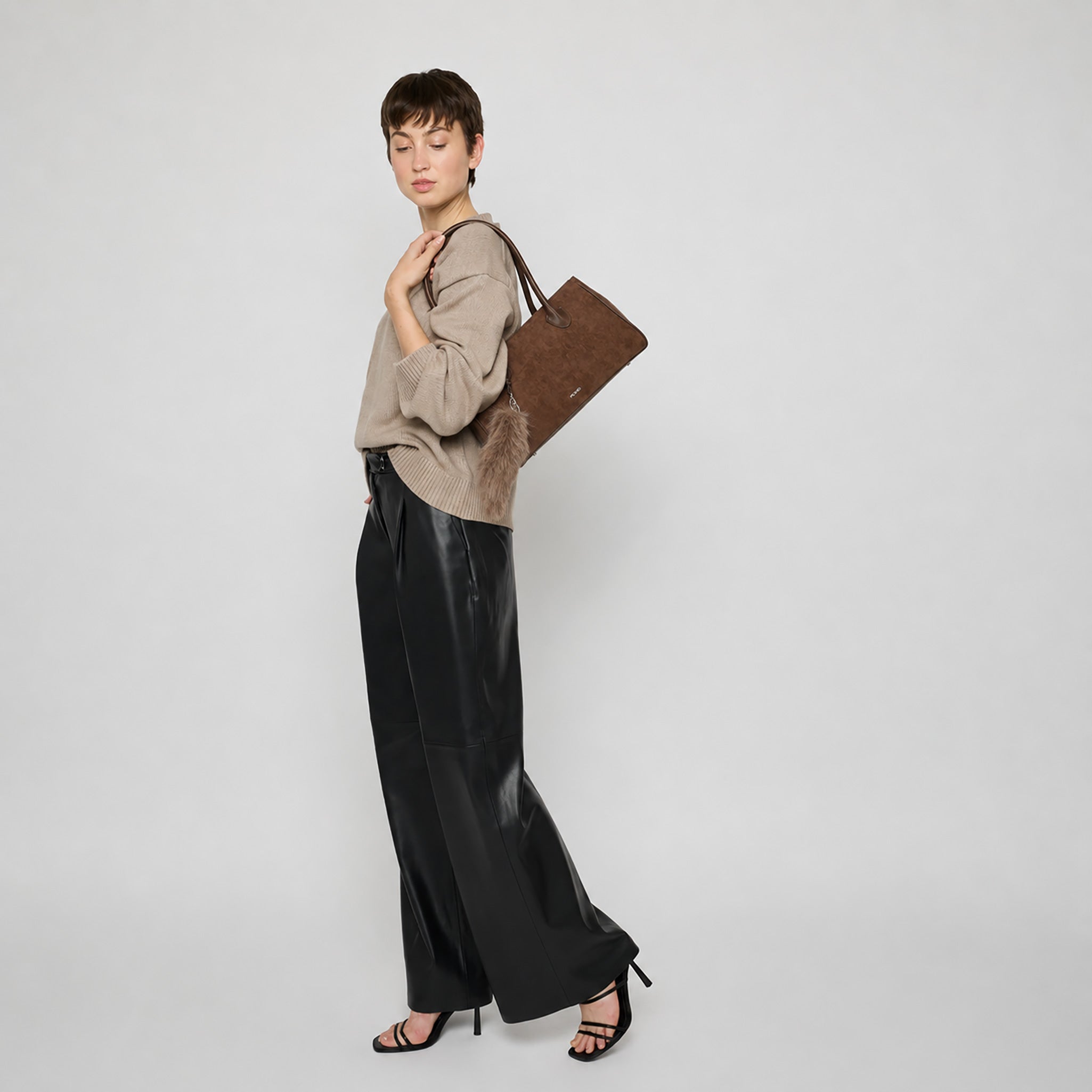 Schultertasche Soho R261